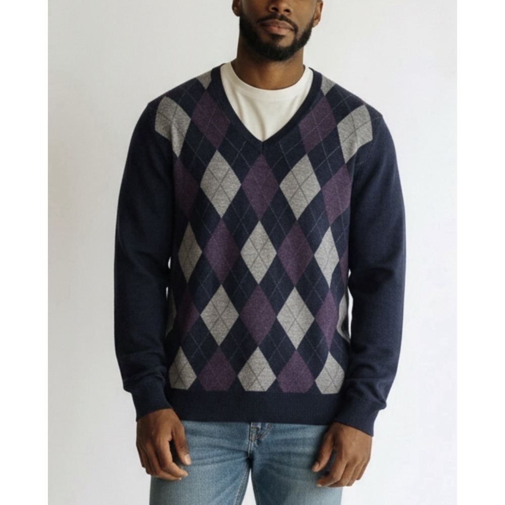 Banana Republic 100% Merino Wool Argyle Sweater L Navy V-Neck Preppy Academia